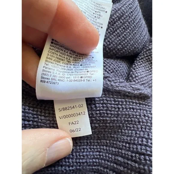 Athleta Hanover V-Neck Sweater S NWT in Plum - Picture 10 of 10